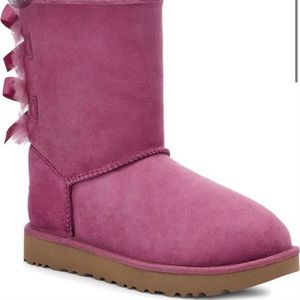 Bailey Bow II in dark dusty rose